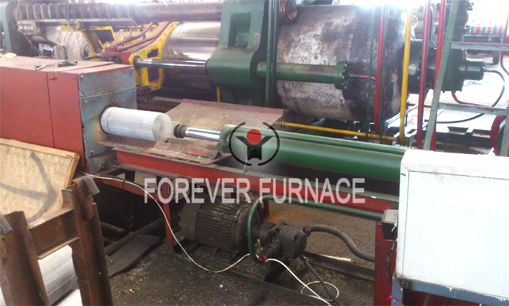 Aluminum bar heating equipment
