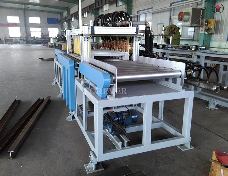 Steel sheet induction heating furnace