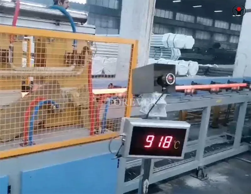 Steel pipe electric annealing furnace